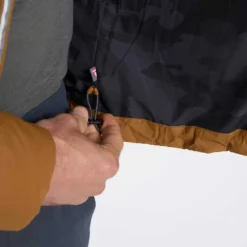 Vuori Men's Echo Insulated Jacket - Camel 17 Vuori Men's Echo Insulated Jacket - Camel -Patagonia Shop 0039 V535CAM 03538 1200x crop center jpg