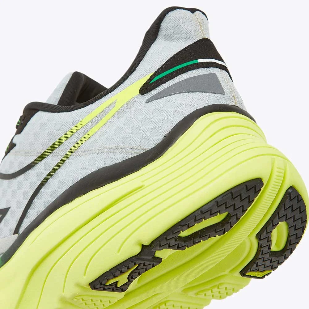 Diadora Men's Nucleo Running Shoe - Silver/Black/Yellow Fl DD - Regular (D) 4 Diadora Men's Nucleo Running Shoe - Silver/Black/Yellow Fl DD - Regular (D) - Image 4