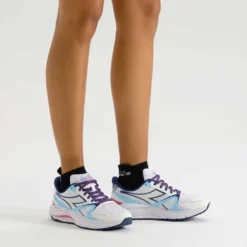 Diadora Women's Mythos Blushield Vortice 8 Running Shoe - White/Blueprint- Regular (B) -Patagonia Shop 101.179080 C4127 CV