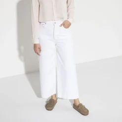 Birkenstock Women's Buckley Suede - Grey Taupe- Medium/Narrow 14 Birkenstock Women's Buckley Suede - Grey Taupe- Medium/Narrow -Patagonia Shop 1019490 f look f 1