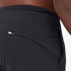 On Running Men's Hybrid Shorts -Black -Patagonia Shop 185.00303 5