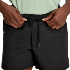 On Running Men's Essential Running Short - Black -Patagonia Shop 1MD10120553 essential shorts ss23 black m g5