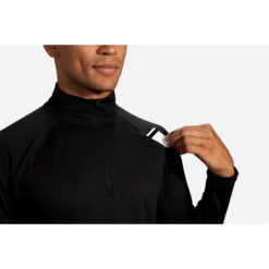 BROOKS Men's Dash 1/2 Zip Top - Black 7 BROOKS Men's Dash 1/2 Zip Top - Black -Patagonia Shop 211298 001 d3 Dash Half Zip