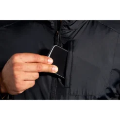 BROOKS Men's Fusion Hybrid Jacket - Black 13 BROOKS Men's Fusion Hybrid Jacket - Black -Patagonia Shop 211299 001 D1 Fusion Hybrid Jacket 1