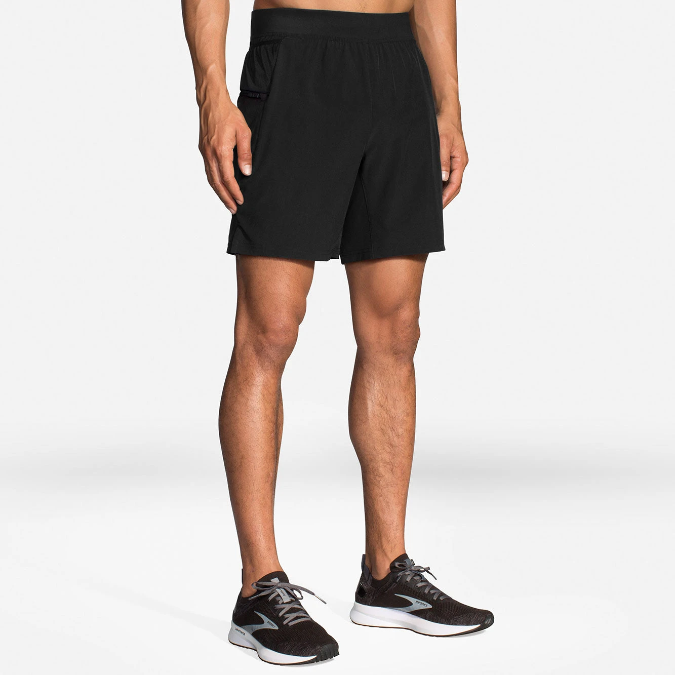 BROOKS Men's Sherpa 7" 2-In-1 Short - Black 2 BROOKS Men's Sherpa 7" 2-In-1 Short - Black - Image 2