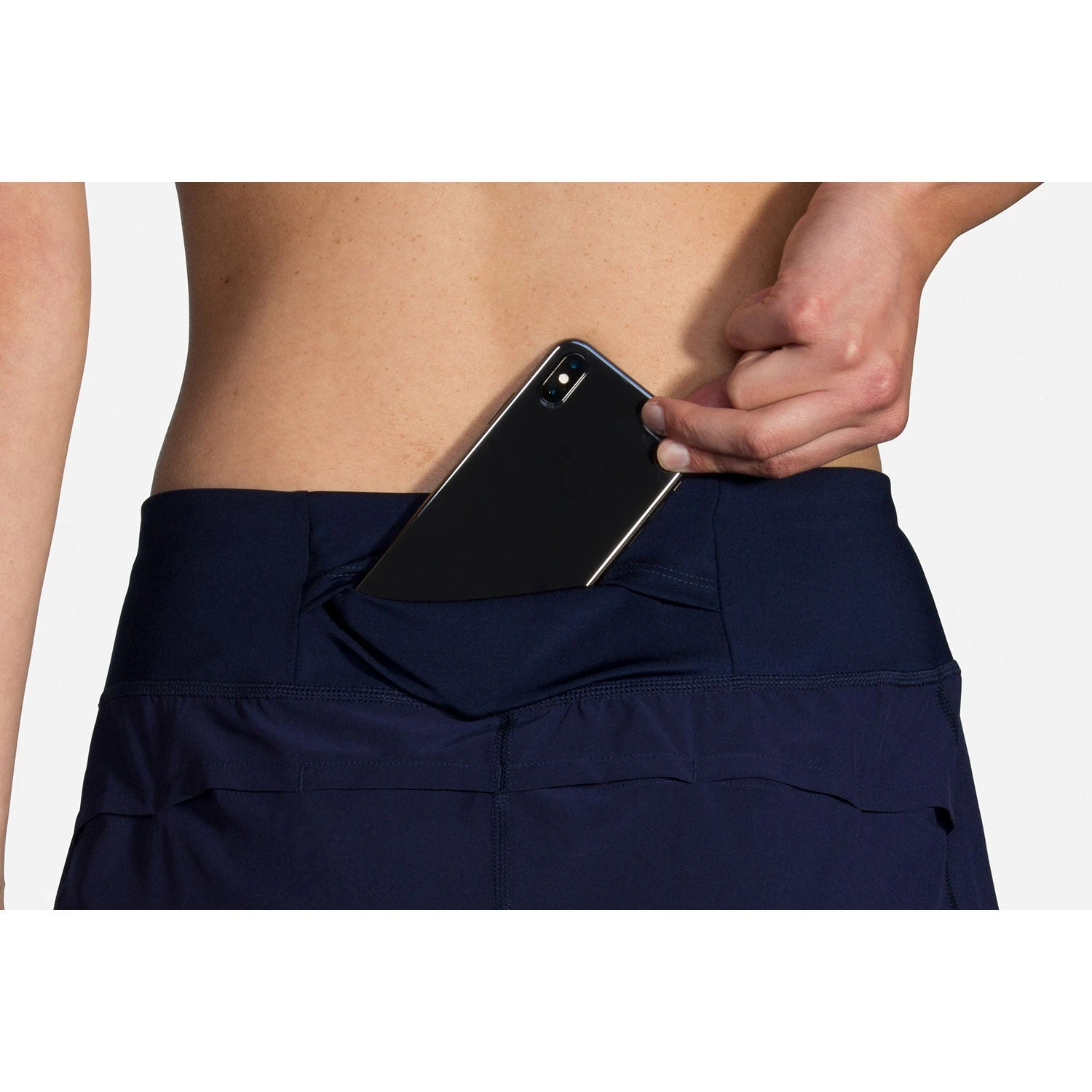 BROOKS Women's Chaser 5" Short - Navy 5 BROOKS Women's Chaser 5" Short - Navy - Image 5