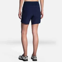 BROOKS Women's Chaser 7" Short - Navy 10 BROOKS Women's Chaser 7" Short - Navy -Patagonia Shop 221466 451 MB Chaser 7in Short CF F21