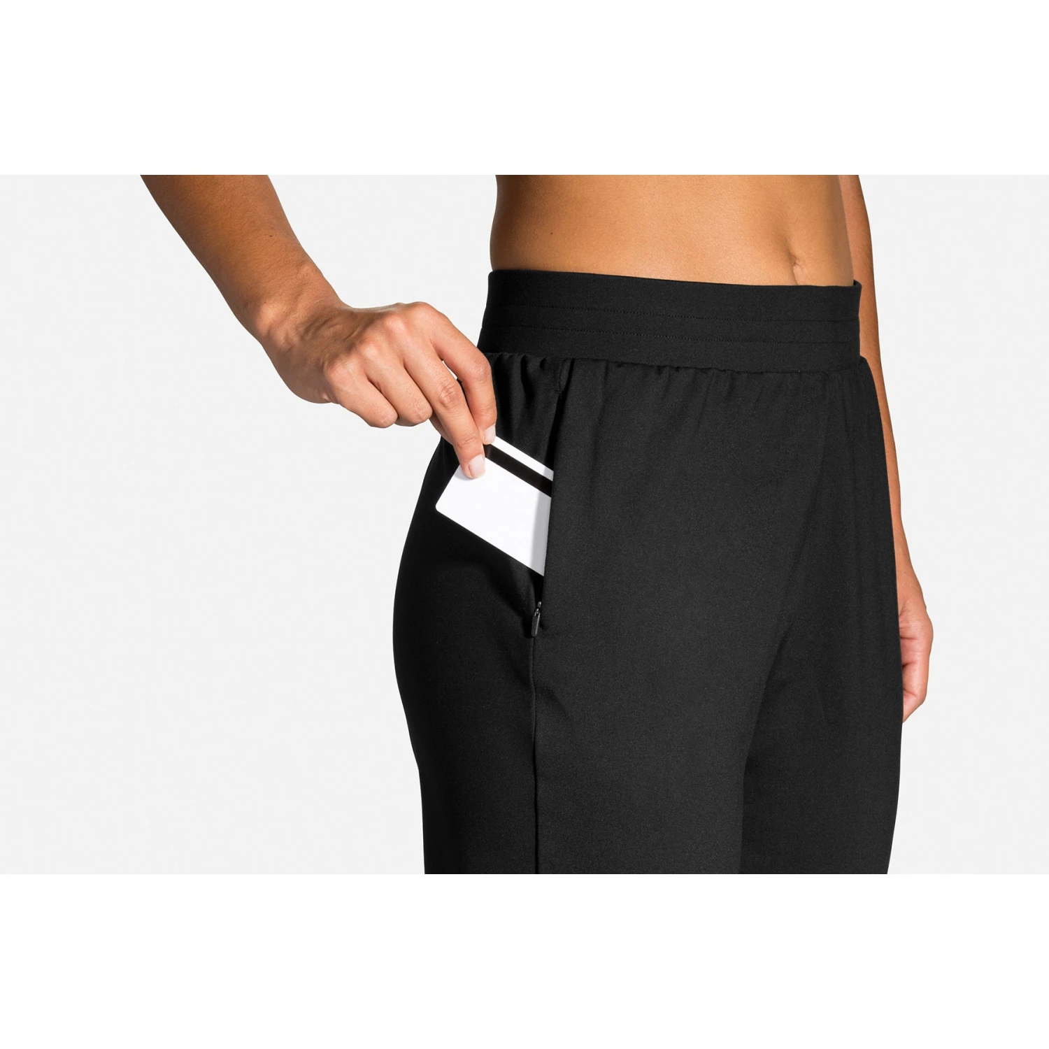 BROOKS Women's Momentum Thermal Pant - Black 6 BROOKS Women's Momentum Thermal Pant - Black - Image 6