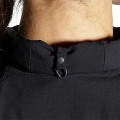 BROOKS Women's Canopy Jacket 2022 - Black 17 BROOKS Women's Canopy Jacket 2022 - Black -Patagonia Shop 221521 001 D2 Canopy Jacket