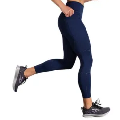BROOKS Women's Method 7/8 Tight 2022 - Navy 13 BROOKS Women's Method 7/8 Tight 2022 - Navy -Patagonia Shop 221524 451 MV Method 78 Tight