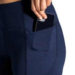 BROOKS Women's Moment 8in Short Tight - Navy -Patagonia Shop 221585 451 D2 Moment 8in Short Tight