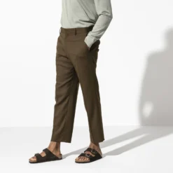 Birkenstock Arizona Mocha Suede Leather Sandal- Regular/Wide 11 Birkenstock Arizona Mocha Suede Leather Sandal- Regular/Wide -Patagonia Shop 51903 f look m