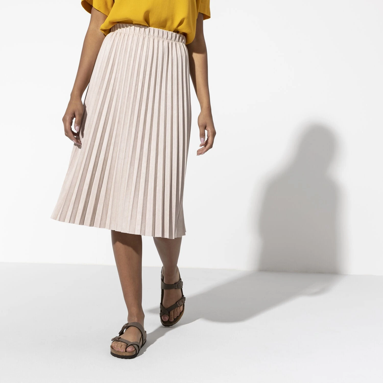 Birkenstock Mayari Suede Mocha Birko-Flor® Nubuck Sandal- Regular/Wide 6 Birkenstock Mayari Suede Mocha Birko-Flor® Nubuck Sandal- Regular/Wide - Image 6