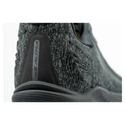 Altra Men's Torin 5 Luxe Running Shoe - Black - Regular (D) 10 Altra Men's Torin 5 Luxe Running Shoe - Black - Regular (D) -Patagonia Shop AL0A5472 001back