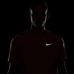 Men's Nike Dri-Fit Uv Miler Short Sleeve Top - Dark Russet -Patagonia Shop AURORA DV9315 246 PHSYM004 2000 1