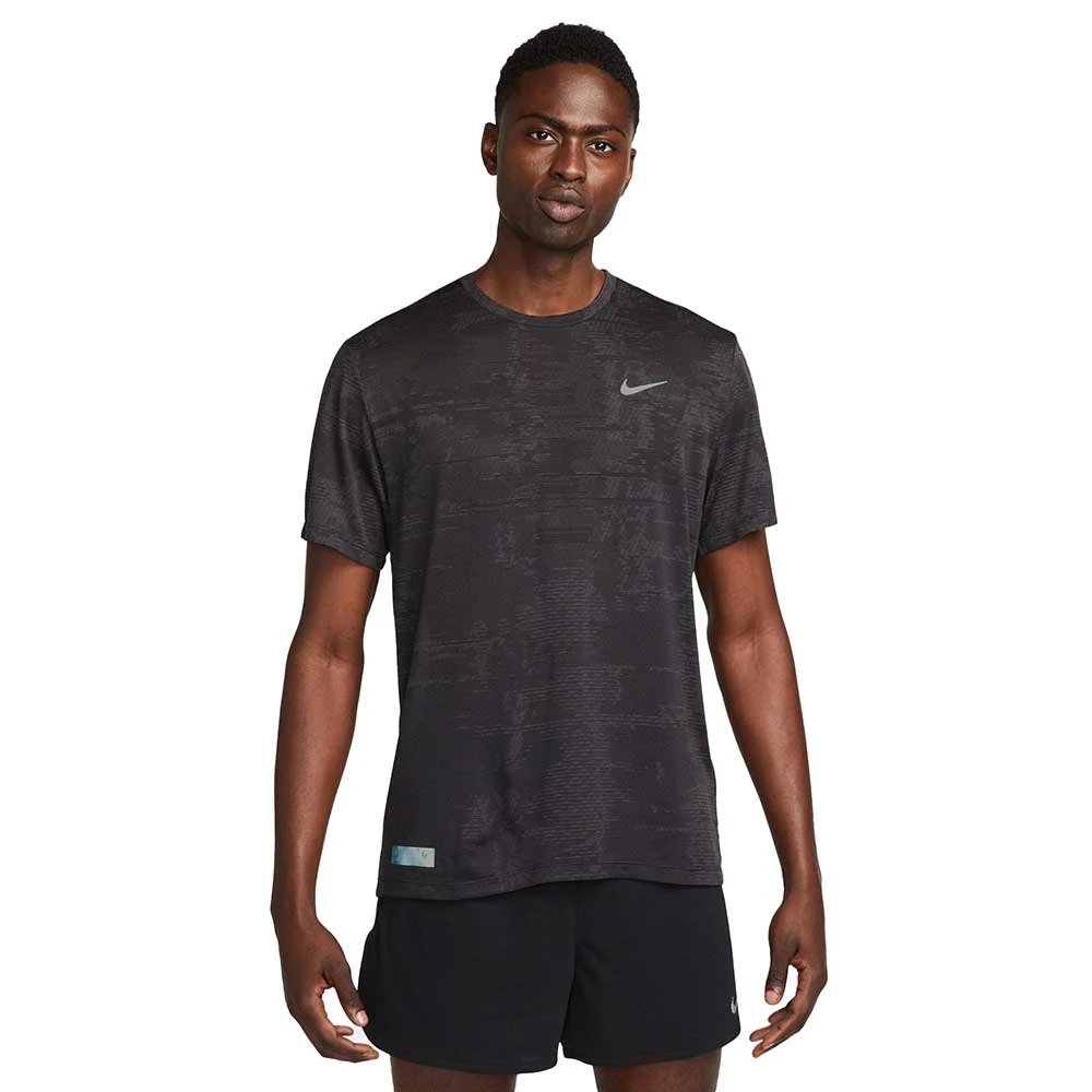 Men's Nike Dri-FIT ADV Run Division Techknit Short-Sleeve Running Top - Medium Ash/Black 1 Men's Nike Dri-FIT ADV Run Division Techknit Short-Sleeve Running Top - Medium Ash/Black