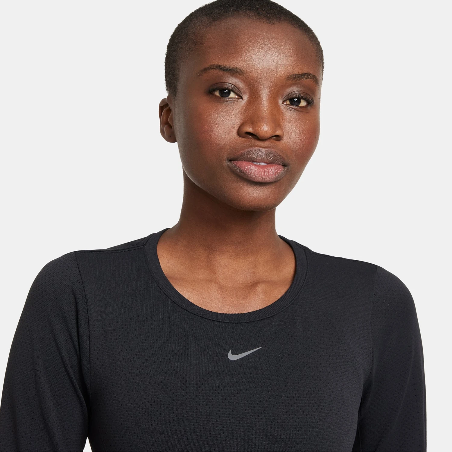 Women's Nike Dri-FIT ADV Seamless Long Sleeve Top - Black/Reflective Silver 4 Women's Nike Dri-FIT ADV Seamless Long Sleeve Top - Black/Reflective Silver - Image 4