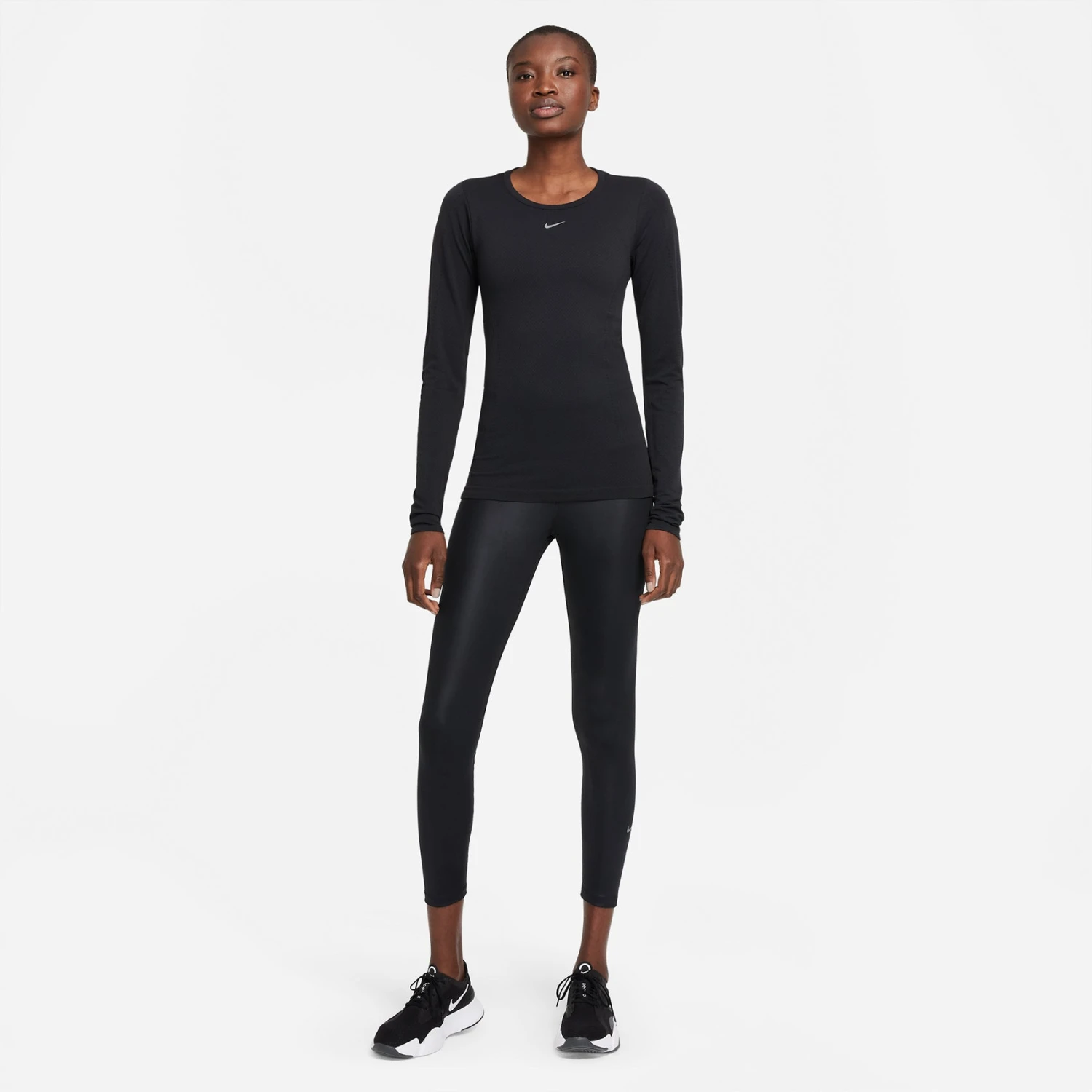 Women's Nike Dri-FIT ADV Seamless Long Sleeve Top - Black/Reflective Silver 3 Women's Nike Dri-FIT ADV Seamless Long Sleeve Top - Black/Reflective Silver - Image 3