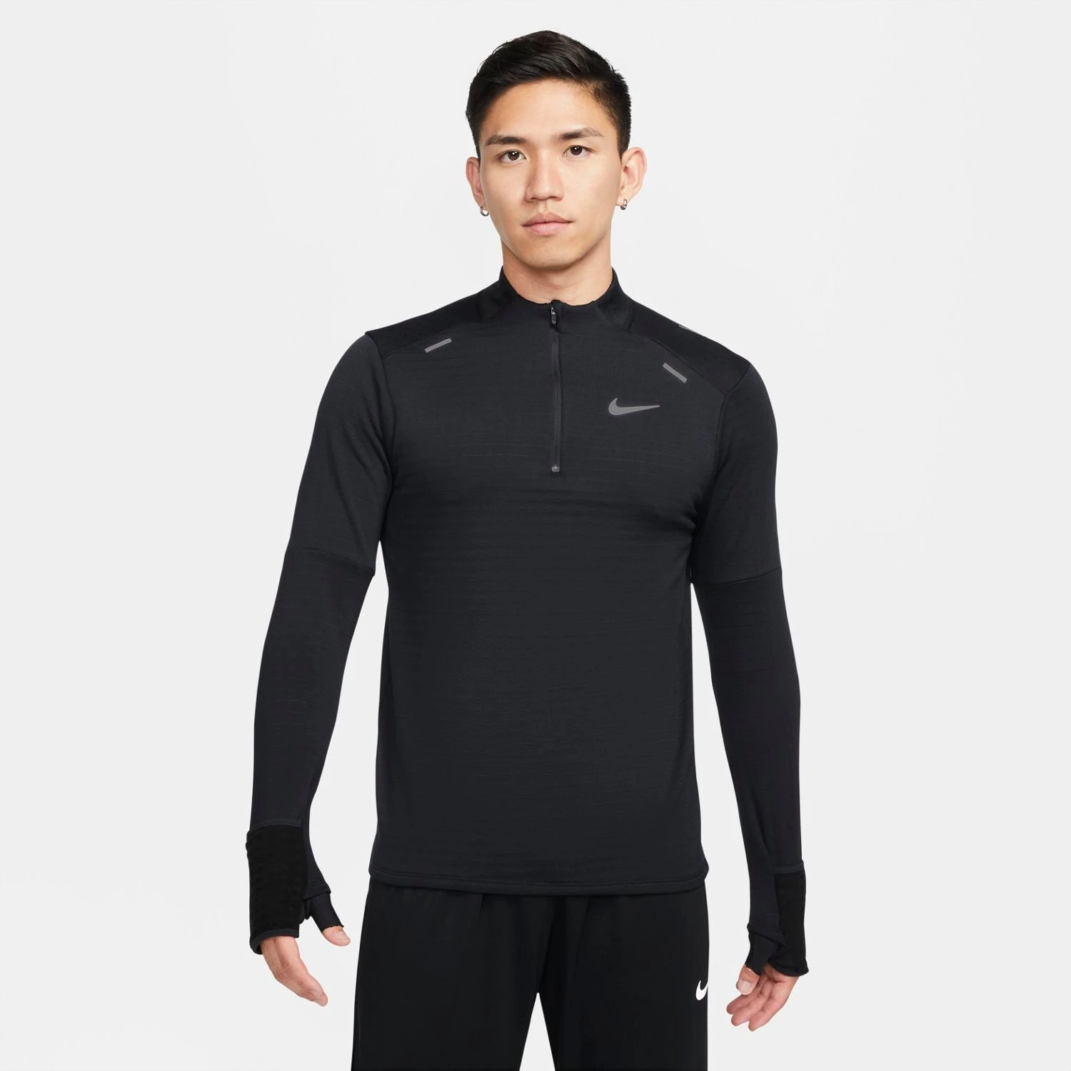 Men's Nike Therma-FIT Repel Element 1/2-Zip Running Top - Black/Reflective Silver 1 Men's Nike Therma-FIT Repel Element 1/2-Zip Running Top - Black/Reflective Silver