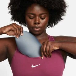 Nike Women's Swoosh Bra - Rosewood 10 Nike Women's Swoosh Bra - Rosewood -Patagonia Shop DH3384 653 PHSYM003