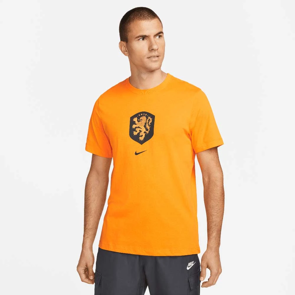 Nike Men's KNVB Crest World Cup 22 Tee - Orange Peel 1 Nike Men's KNVB Crest World Cup 22 Tee - Orange Peel