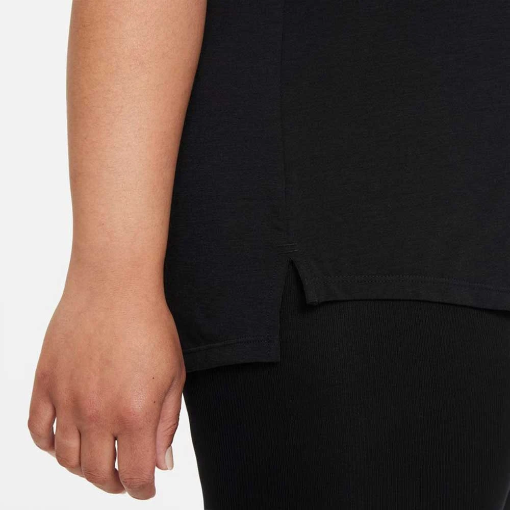 Nike Women's One Luxe Women's Standard Fit Short-Sleeve Top - Black 4 Nike Women's One Luxe Women's Standard Fit Short-Sleeve Top - Black - Image 4