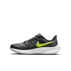 Nike Youth Pegasus 39 Running Shoe- Black/Volt/Barely Volt 11 Nike Youth Pegasus 39 Running Shoe- Black/Volt/Barely Volt -Patagonia Shop DM4015 002 PHSLH001