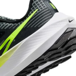 Nike Youth Pegasus 39 Running Shoe- Black/Volt/Barely Volt 15 Nike Youth Pegasus 39 Running Shoe- Black/Volt/Barely Volt -Patagonia Shop DM4015 002 PHSYD002