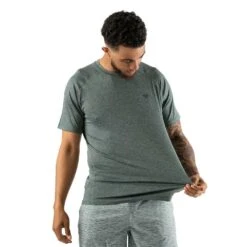 Men's EZ Tee SS - Laurel Wreath Heather -Patagonia Shop DSC00288 5000x b98f9656 ed9f 4e53 85a1 0a67b257b886