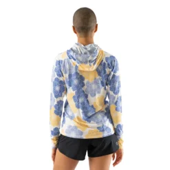 Women's UPF Deflector 2.0 - Snow White Floral 6 Women's UPF Deflector 2.0 - Snow White Floral -Patagonia Shop DSC00420 2 2048x 088392db f934 4e48 830f 0fdcd65098d4