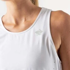 Women's Race Pace Tank Top - White -Patagonia Shop DSC00495 5000x 981b6a40 28eb 4d53 9239 11250cdb2f44