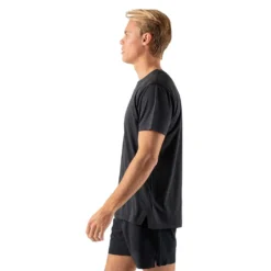 Men's Race Pace Tee - Black -Patagonia Shop DSC01184 5000x 13ebd361 2d10 4199 9da9 3e9f79169efa