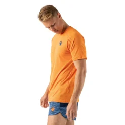 Men's EZ Tee Perf SS Top - Vibrant Orange -Patagonia Shop DSC01332 2048x d5d546d8 b2cf 4d58 8fdc 5bdb2ce8b141