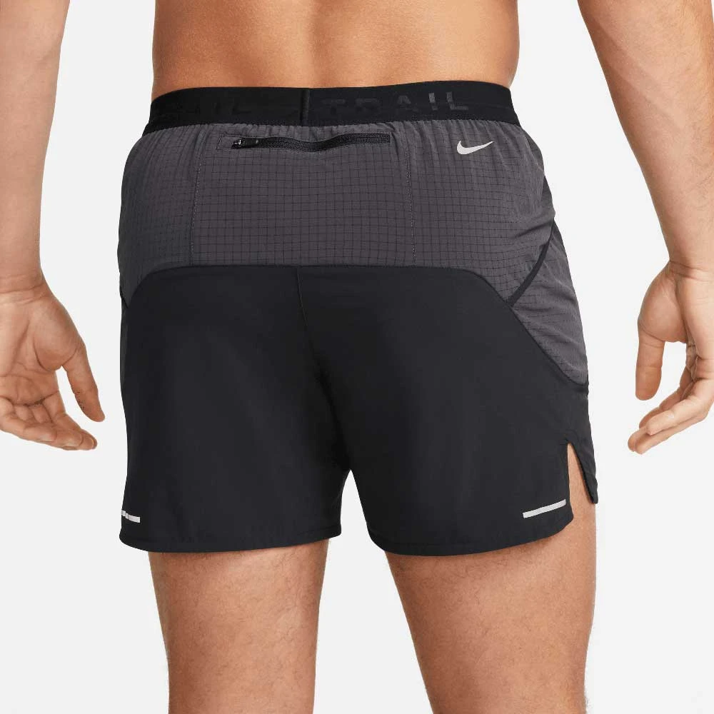 Nike Men's 5" Trail Running Short - Black 7 Nike Men's 5" Trail Running Short - Black - Image 7