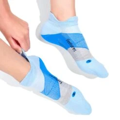 Feetures Unisex Elite Light Cushion No Show Tab Socks - Big Sky Blue 5 Feetures Unisex Elite Light Cushion No Show Tab Socks - Big Sky Blue -Patagonia Shop E5012635 3 1024x1024 9739a292 4c51 4f18 a63e eb95405747cd
