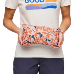 Cotopaxi Women's Teca Cálido Hooded Jacket Print - Wink Wink -Patagonia Shop F23 W Teca Calido Hooded Jacket Print Wink Wink 21