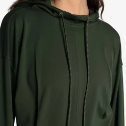 LOLE Women's Mindset Pullover Hoodie - Kombu -Patagonia Shop LSW4411 V761 4 1900x 47130f45 5b83 4c4b 9f11 630e8bcb2d2b