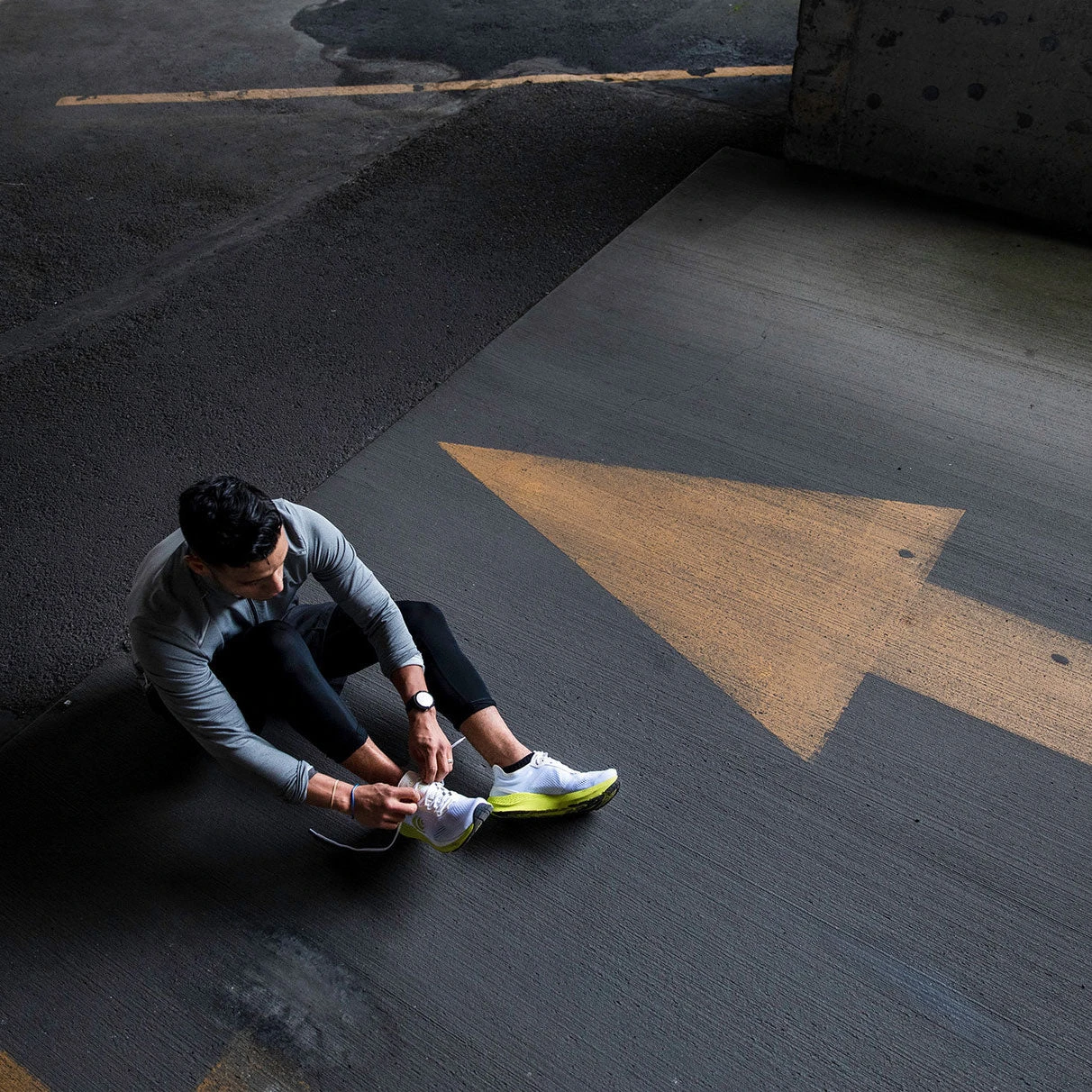 Topo Athletic Men's Cyclone Running Shoe - White/Lime - Regular (D) 8 Topo Athletic Men's Cyclone Running Shoe - White/Lime - Regular (D) - Image 8