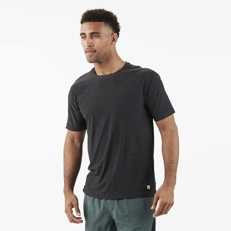 Vuori Men's Strato Tech Tee - Charcoal Heather 2 Vuori Men's Strato Tech Tee - Charcoal Heather - Image 2