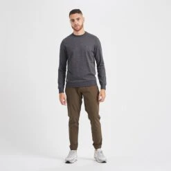 Vuori Men's Ponto Performance Crew - Charcoal Heather -Patagonia Shop V224HCC 4 update 800x 58819d56 fc1e 44a7 a162 9861bd09c40b