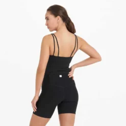 Vuori Women's Halo Performance Crop - Black Heather -Patagonia Shop VW1005HBK 8132 1200x crop center jpg