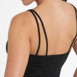 Vuori Women's Halo Performance Crop - Black Heather -Patagonia Shop VW1005HBK 9215 1200x crop center jpg