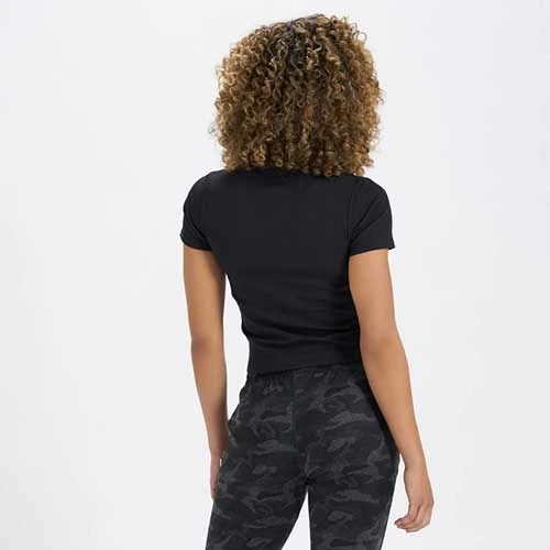 Vuori Women's Mudra Fitted Tee - Black 4 Vuori Women's Mudra Fitted Tee - Black - Image 4