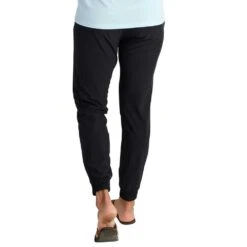 Women's Bamboo-Lined Breeze Pull On Jogger - Black 7 Women's Bamboo-Lined Breeze Pull On Jogger - Black -Patagonia Shop W SP22 BreezePullOnJogger Black Studio 2 600x 152ad72a 7f8b 45d0 aebd 4727a43dc0d7