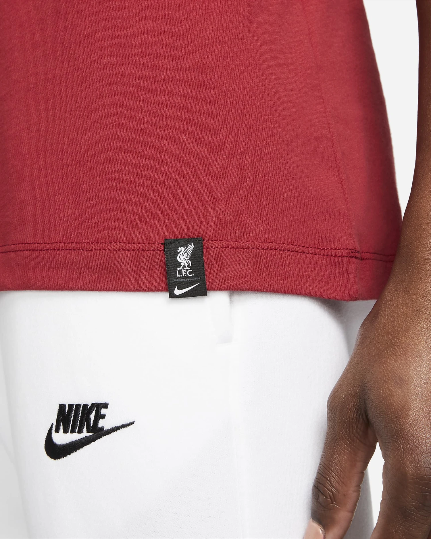 Nike Men's Liverpool Swoosh T - Red 4 Nike Men's Liverpool Swoosh T - Red - Image 4