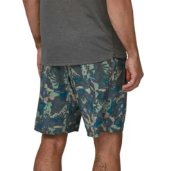 Patagonia Men's Multi Trails Short - Lands And Waters: Sedge Green -Patagonia Shop webimage 66735103 4414 494C BB13DC4EF8647554