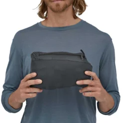 Patagonia Men's Down Sweater Vest 2022 - Black -Patagonia Shop webimage 7DE57F5C 95D9 44D5 BBE9C39E5FBD6414