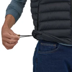 Patagonia Men's Down Sweater Vest 2022 - Black -Patagonia Shop webimage 9A5F294E 49D0 41D5 A249263EBE472B86